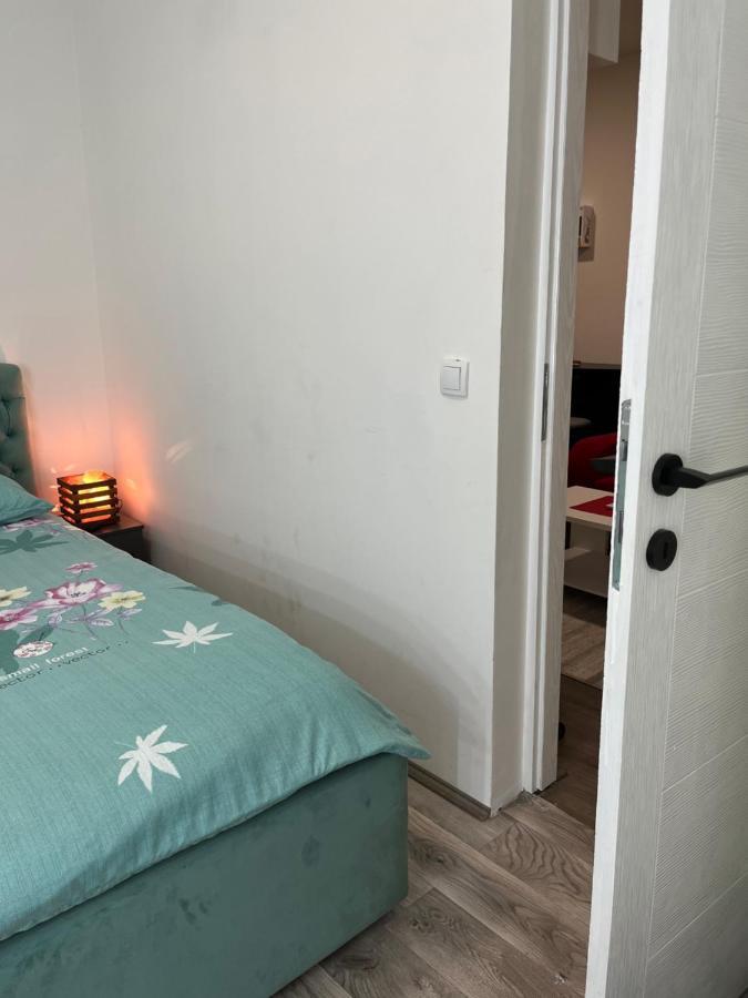 Aurora Apartment *